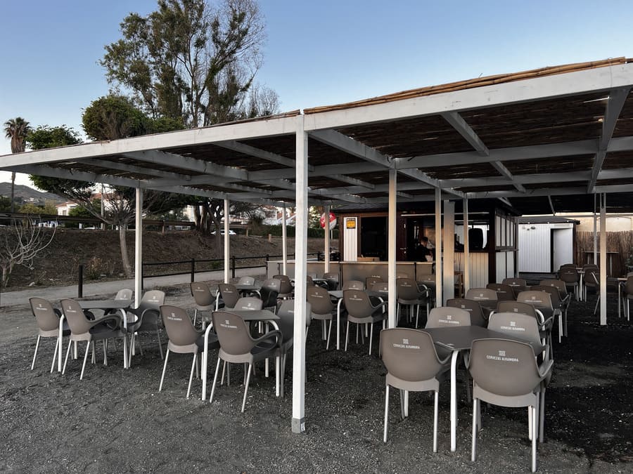 Carletes Beach instalaciones de restaurante